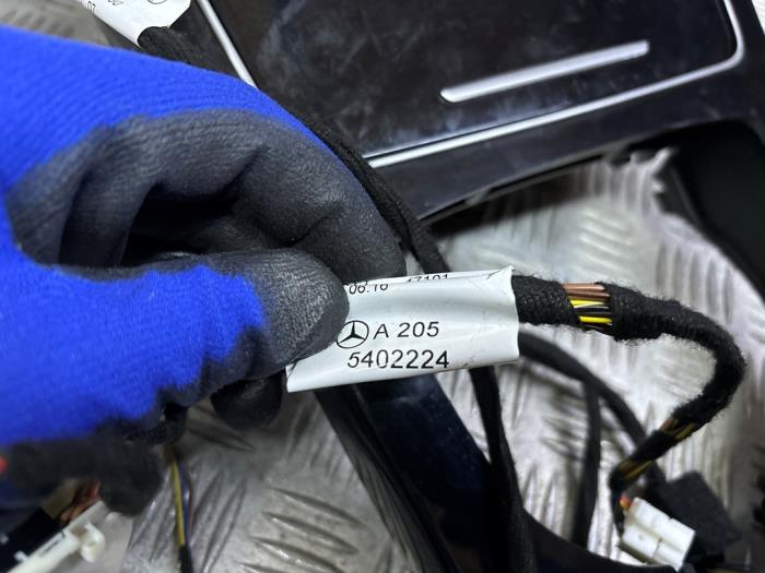 Mittkonsol från en Mercedes-Benz C Estate (S205) C-180 1.6 16V BlueEfficiency 2017