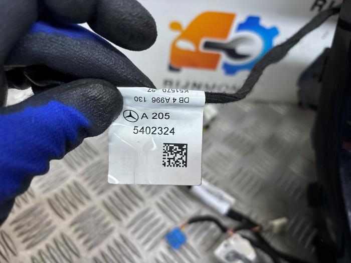 Mittkonsol från en Mercedes-Benz C Estate (S205) C-180 1.6 16V BlueEfficiency 2017