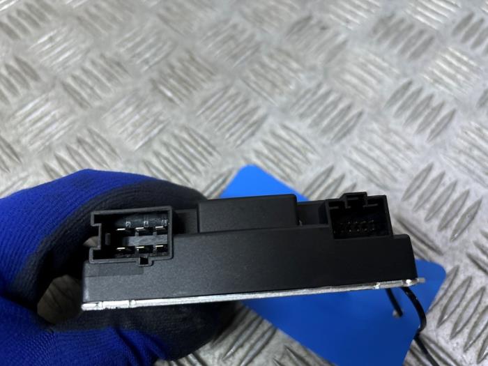 ADM-bränslemodul från en Mercedes-Benz C Estate (S205) C-180 1.6 16V BlueEfficiency 2017