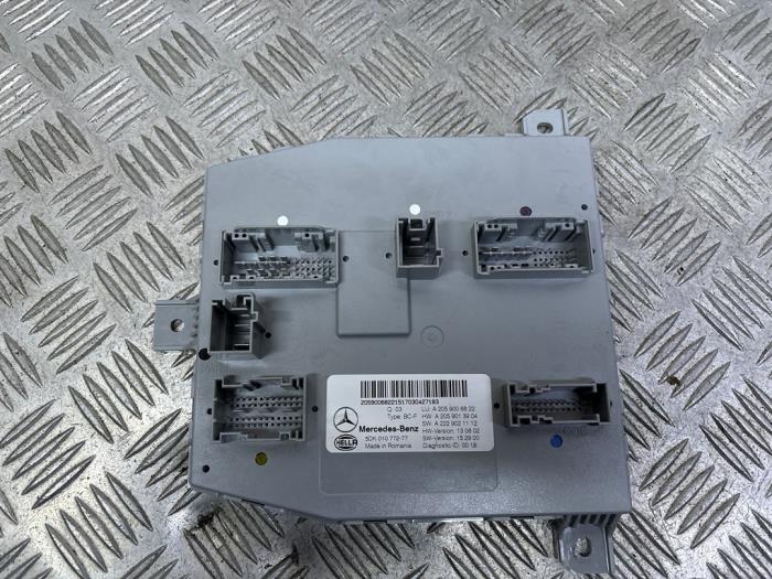 Tändningslås + dator från en Mercedes-Benz C Estate (S205) C-180 1.6 16V BlueEfficiency 2017