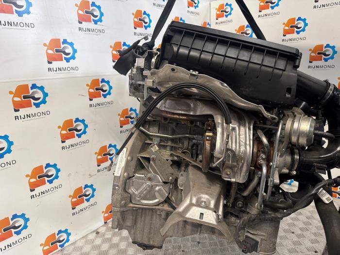 Motor från en Mercedes-Benz C Estate (S205) C-180 1.6 16V BlueEfficiency 2017