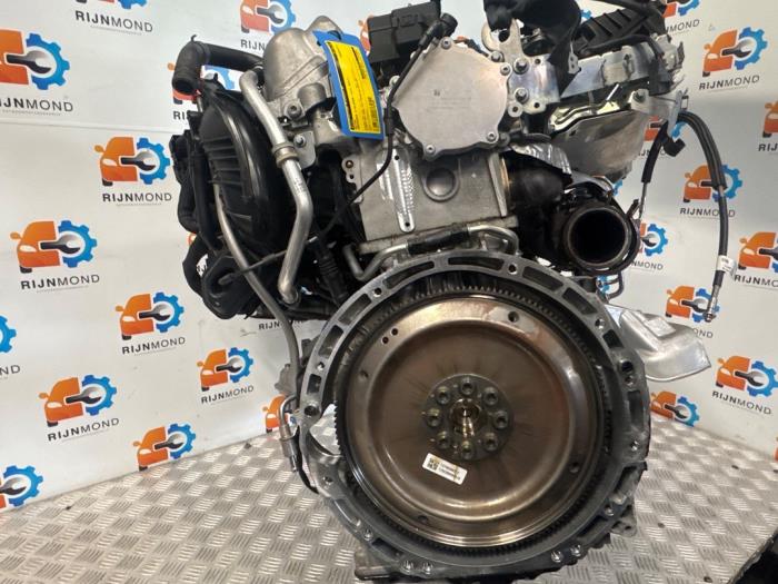 Motor från en Mercedes-Benz C Estate (S205) C-180 1.6 16V BlueEfficiency 2017