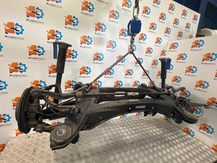 Bakaxel, bakhjulsdrift från en Mercedes-Benz C Estate (S205) C-180 1.6 16V BlueEfficiency 2017