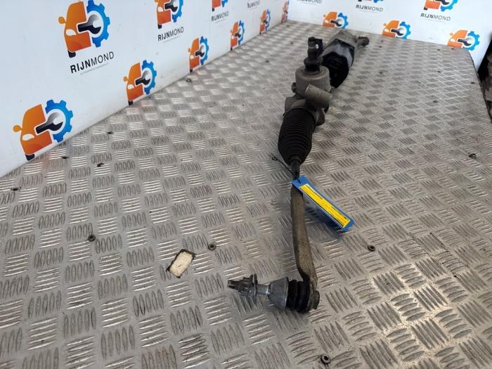 Styrbox från en Mercedes-Benz C Estate (S205) C-180 1.6 16V BlueEfficiency 2017