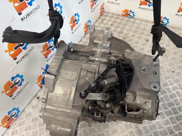 Växellåda från en Volkswagen Golf VIII (CD1) 1.5 TSI 16V 2024