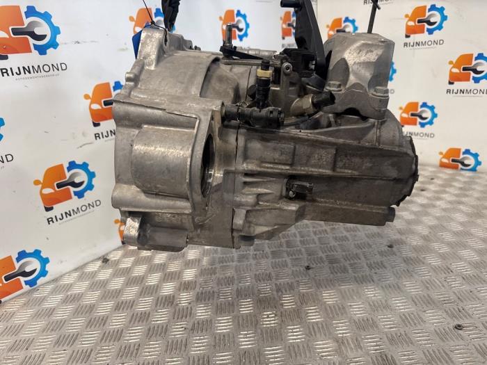 Växellåda från en Volkswagen Golf VIII (CD1) 1.5 TSI 16V 2024