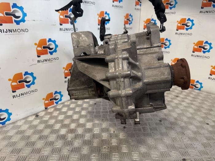 Växellåda från en Volkswagen Golf VIII (CD1) 1.5 TSI 16V 2024