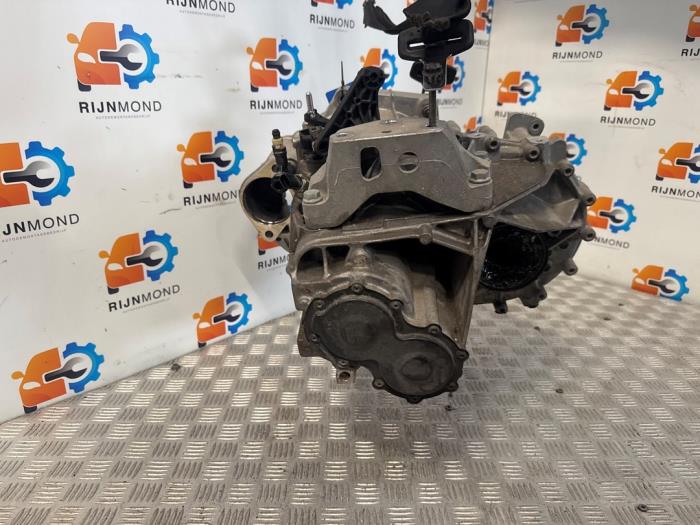 Växellåda från en Volkswagen Golf VIII (CD1) 1.5 TSI 16V 2024