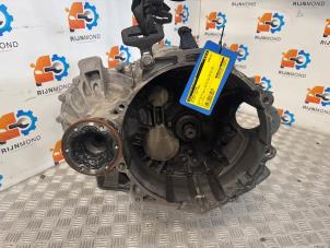 Gebruikte Versnellingsbak Volkswagen Golf VIII (CD1) 1.5 TSI 16V Prijs € 1.270,50 Inclusief btw aangeboden door Autodemontage Rijnmond BV