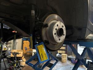 Używane Sworzen prawy tyl BMW X1 (F48) sDrive 18i 1.5 12V TwinPower Turbo Cena na żądanie oferowane przez Autodemontage Rijnmond BV