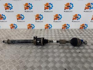 Używane Os napedowa prawy przód BMW X1 (F48) sDrive 18i 1.5 12V TwinPower Turbo Cena € 242,00 Z VAT oferowane przez Autodemontage Rijnmond BV