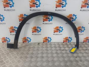 Używane Listwa blotnika BMW X1 (F48) sDrive 18i 1.5 12V TwinPower Turbo Cena € 60,50 Z VAT oferowane przez Autodemontage Rijnmond BV