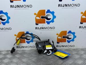 Używane Mechanizm zamka pokrywy silnika BMW X1 (F48) sDrive 18i 1.5 12V TwinPower Turbo Cena € 90,74 Z VAT oferowane przez Autodemontage Rijnmond BV