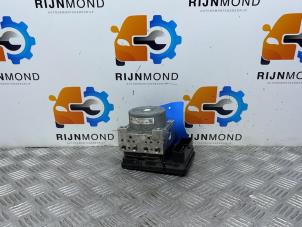 Używane Pompa ABS BMW X1 (F48) sDrive 18i 1.5 12V TwinPower Turbo Cena € 181,49 Z VAT oferowane przez Autodemontage Rijnmond BV