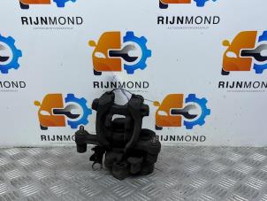 Używane Zacisk hamulcowy prawy tyl BMW X1 (F48) sDrive 18i 1.5 12V TwinPower Turbo Cena € 120,99 Z VAT oferowane przez Autodemontage Rijnmond BV