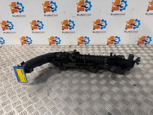 Gebruikte Inlaatspruitstuk BMW 5 serie (G30) 530d 3.0 TwinPower Turbo 24V Prijs op aanvraag aangeboden door Autodemontage Rijnmond BV