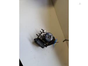 Gebruikte ABS Pomp Volkswagen Golf VI (5K1) 1.2 TSI BlueMotion Prijs € 100,00 Margeregeling aangeboden door Autodemontage VDW