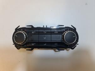Begagnade Luftkonditionering, kontrollpanel Mercedes A (W176) 1.6 A-180 16V Pris € 60,00 Marginaltabell erbjuds av Autodemontage VDW