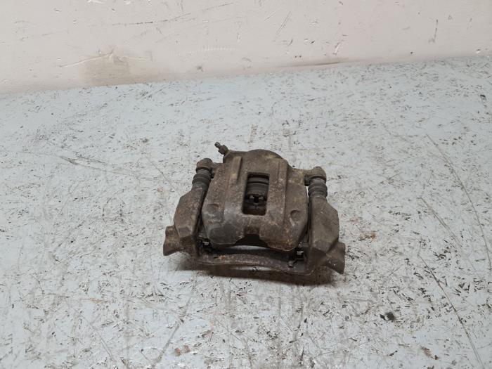 Främre bromsok, vänster från en Mercedes-Benz A (W168) 1.4 A-140 2003