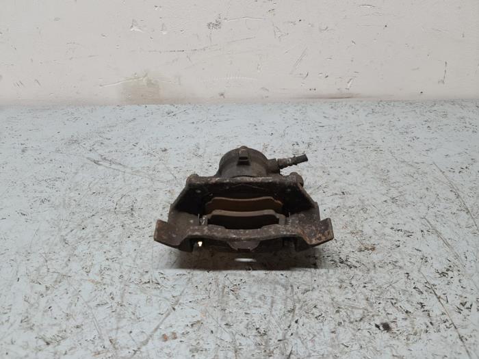 Främre bromsok, vänster från en Mercedes-Benz A (W168) 1.4 A-140 2003