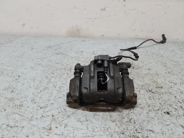 Främre bromsok, höger från en Mercedes-Benz A (W168) 1.4 A-140 2003