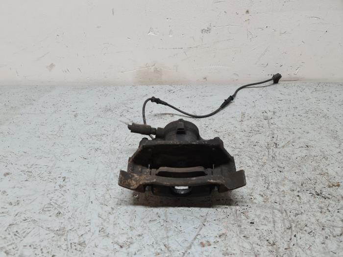 Främre bromsok, höger från en Mercedes-Benz A (W168) 1.4 A-140 2003