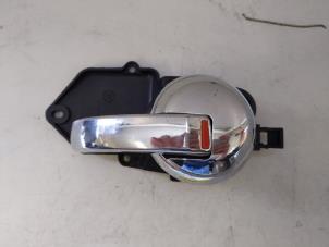 Gebruikte Portiergreep 2Deurs rechts Fiat 500 (312) 1.2 Prijs € 22,00 Margeregeling aangeboden door Autodemontage VDW