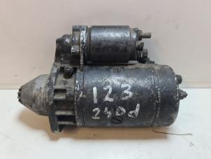 Begagnade Startmotor Mercedes 200-300D (W123) 240 D Pris € 125,00 Marginaltabell erbjuds av Autodemontage VDW