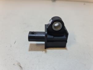 Gebruikte Sensor ACC (afstand) Mercedes C (W205) C-220 2.2 CDI BlueTEC, C-220 d 16V Prijs € 11,00 Margeregeling aangeboden door Autodemontage VDW