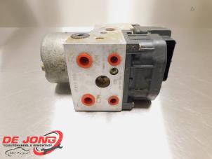 Begagnade ABS-pump Nissan Terrano II (R20/TR50) 3.0 Di 16V Van Pris € 124,99 Marginaltabell erbjuds av Autodemontagebedrijf de Jong