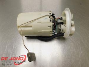 Begagnade Elektrisk bränslepump Alfa Romeo 147 (937) 1.6 HP Twin Spark 16V Pris € 24,99 Marginaltabell erbjuds av Autodemontagebedrijf de Jong