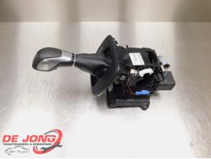 Begagnade Växelspak Ford Kuga II (DM2) 2.0 TDCi 16V 150 4x4 Pris € 75,00 Marginaltabell erbjuds av Autodemontagebedrijf de Jong