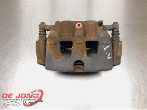 Gebruikte Remklauw (Tang) links-voor Opel Insignia 2.8 V6 Turbo 24V 4x4 Ecotec Prijs € 120,00 Margeregeling aangeboden door Autodemontagebedrijf de Jong