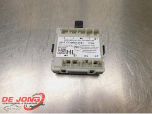Gebruikte Module Centrale Deurvergrendeling Mercedes E (W213) E-220d 2.0 Turbo 16V Prijs € 53,90 Margeregeling aangeboden door Autodemontagebedrijf de Jong