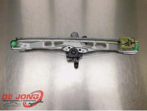 Używane Mechanizm szyby prawej przedniej wersja 2-drzwiowa Ford Tourneo Custom 2.0 TDCi 16V Eco Blue 130 Cena € 83,49 Z VAT oferowane przez Autodemontagebedrijf de Jong