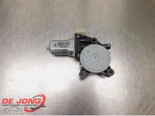 Gebruikte Raammotor Portier Kia Soul I (AM) 1.6 CVVT 16V Prijs € 33,99 Margeregeling aangeboden door Autodemontagebedrijf de Jong