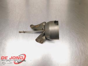 Gebruikte Actuator mechanisch (Turbo) Mercedes C Estate (S204) 2.2 C-220 CDI 16V BlueEfficiency Prijs € 50,00 Margeregeling aangeboden door Autodemontagebedrijf de Jong