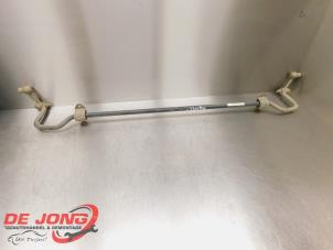 Gebruikte Stabilisatorstang achter Mercedes B (W246) 1.6 B-180 BlueEFFICIENCY Turbo 16V Prijs € 24,90 Margeregeling aangeboden door Autodemontagebedrijf de Jong