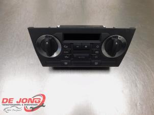 Begagnade Värmekontrollpanel Audi A3 Sportback (8PA) 1.9 TDI Pris € 29,99 Marginaltabell erbjuds av Autodemontagebedrijf de Jong