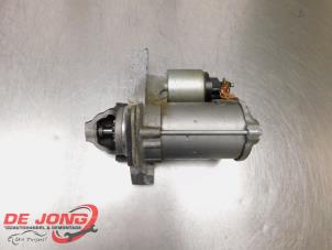 Gebruikte Startmotor Mercedes A (177.0) 1.3 A-180 Turbo 16V Prijs € 68,95 Margeregeling aangeboden door Autodemontagebedrijf de Jong