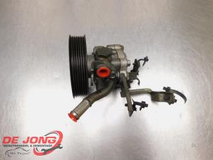 Gebruikte Pomp Servo Nissan Navara (D40) 3.0 dCi V6 24V DPF 4x4 Prijs € 34,99 Margeregeling aangeboden door Autodemontagebedrijf de Jong