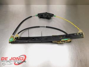 Gebruikte Ruitmechaniek 4Deurs rechts-voor Audi A4 Avant (B8) 2.0 TDI 16V Prijs € 19,90 Margeregeling aangeboden door Autodemontagebedrijf de Jong