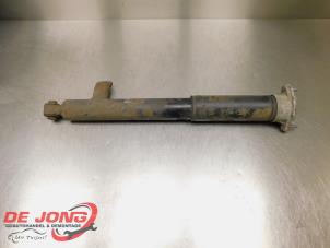 Używane Amortyzator prawy tyl Mercedes C (W204) 3.0 C-320 CDI V6 24V Cena € 114,95 Procedura marży oferowane przez Autodemontagebedrijf de Jong