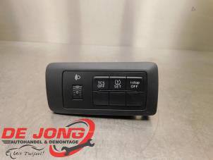 Gebruikte Schakelaar Koplamp Ihv Mazda CX-5 I (KE,GH) 2.2 SkyActiv-D 150 16V 2WD Prijs € 34,99 Margeregeling aangeboden door Autodemontagebedrijf de Jong