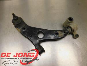 Gebruikte Triangel rechts-voor Mazda CX-5 I (KE,GH) 2.2 SkyActiv-D 150 16V 2WD Prijs € 53,99 Margeregeling aangeboden door Autodemontagebedrijf de Jong