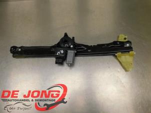 Begagnade Fönstermekanism, 2-dörrars, höger fram Citroen Jumpy 2.0 Blue HDI 120 Pris € 35,08 Inklusive moms erbjuds av Autodemontagebedrijf de Jong