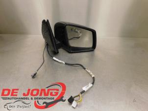 Begagnade Skärmspegel, höger Mercedes ML III (166) 3.0 ML-350 BlueTEC V6 24V 4-Matic Pris € 450,00 Marginaltabell erbjuds av Autodemontagebedrijf de Jong