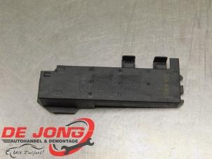 Begagnade Antenn Audi Q7 (4MB/4MG) 3.0 TDI V6 24V Pris € 9,95 Marginaltabell erbjuds av Autodemontagebedrijf de Jong