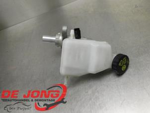 Gebruikte Hoofdremcilinder Opel Grandland (X) 1.2 Turbo 12V Prijs € 7,99 Margeregeling aangeboden door Autodemontagebedrijf de Jong
