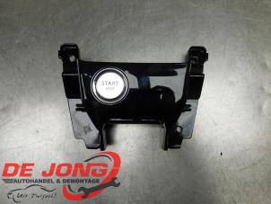 Begagnade Start/stopp-brytare Peugeot 308 SW (L4/L9/LC/LJ/LR) 1.2 12V e-THP Pris € 30,20 Marginaltabell erbjuds av Autodemontagebedrijf de Jong